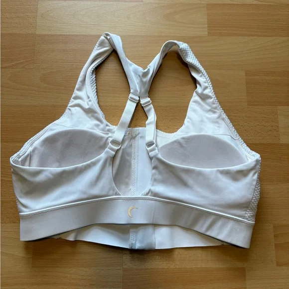 White Ribbed Sports Bra with Racerback and Front Closure - Picture 2 of 2